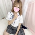 体験入店初日！ちょぅ～丁寧でスレンダーな清楚系な女の子