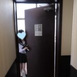 ホテルで待っててね【ここな】