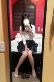 すみれ(JK上がりたて)🎀私物制服あり