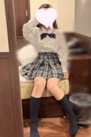 ねむ(JK中退年齢)(11月本指名数4位)