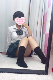 6/17体験入店初日あずさ(JK中退年齢)