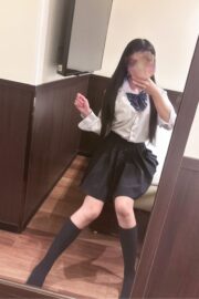 10/13体験入店初日えむ(JK上がりたて)