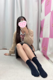 11/30体験入店初日まいん(JK中退年齢)