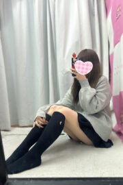 2/2体験入店初日みづき(JK上がりたて)