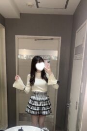 2/5体験入店初日みゆ(JK上がりたて)(4月新人ランキング7位)