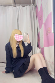 3/2体験入店初日あろま(JK上がりたて)