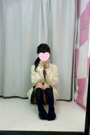 4/28体験入店初日②かなん(JK上がりたて)