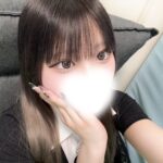 あず23時までいます&lrm;🤍🎀