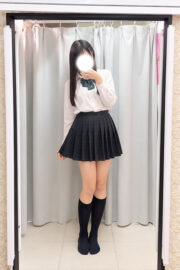 10/23体験入店初日はるか(JK中退年齢)